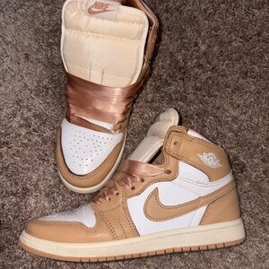 2.5Y Nike Air Jordan High-Top Sneakers